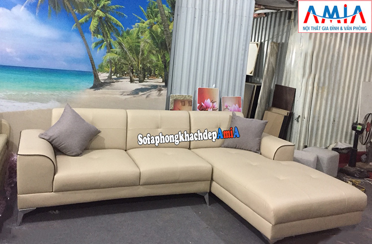 Hình ảnh Mẫu sofa da góc L phòng khách giá rẻ chất liệu da hiện đại cùng khung ghế gỗ tự nhiên