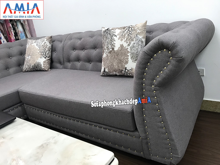 Hình ảnh Mẫu sofa nỉ đẹp kê không gian nhỏ xinh xắn cửa hàng quần áo, thời trang