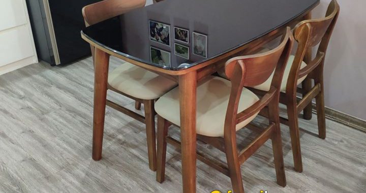Hình ảnh Bộ bàn ăn 4 ghế gỗ Sồi mặt kính đen